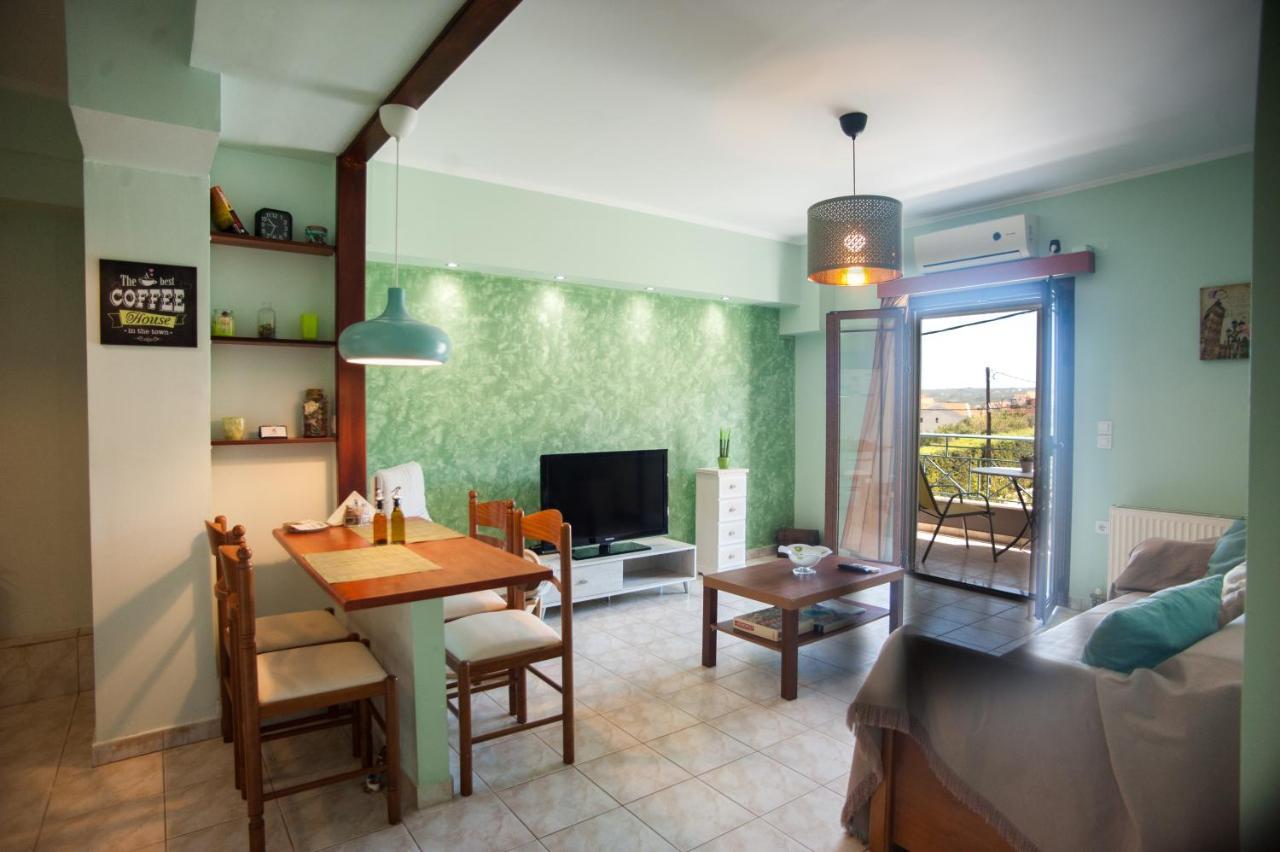 ארגוסטולי Colourful Apartments מראה חיצוני תמונה