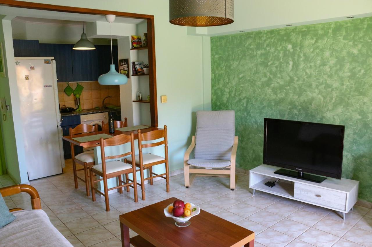 ארגוסטולי Colourful Apartments מראה חיצוני תמונה