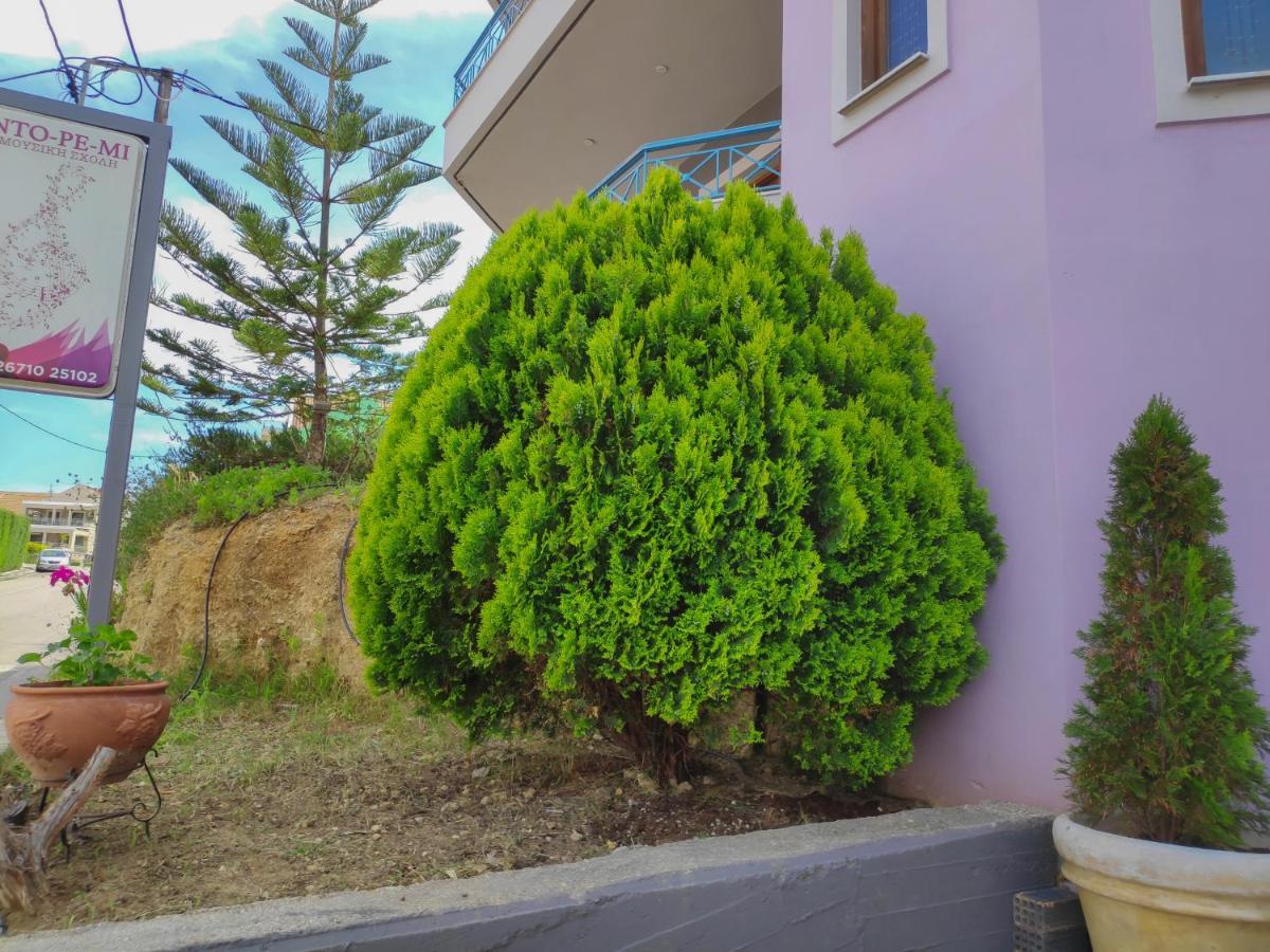 ארגוסטולי Colourful Apartments מראה חיצוני תמונה